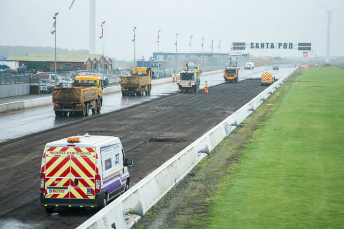 Santa pod, circuit news, surface, concrete, drag racing, 