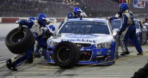 Video: NASCAR’s five-man pitstops