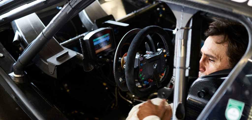 A look at the modifications that enable Alex Zanardi to race the BMW M4 DTM with hand controls A look at the modifications that enable Alex Zanardi to race the BMW M4 DTM with hand controls