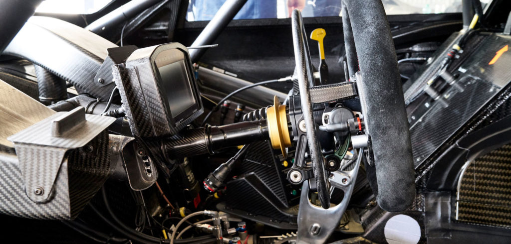 A look at the modifications that enable Alex Zanardi to race the BMW M4 DTM with hand controls