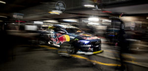 In 2018, which track played host to Virgin Australia Supercars’ first night race in over two decades?