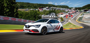 Renault Mégane RS Trophy-R sets Spa-Francorchamps lap record