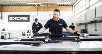 Donkervoort entwickelt neues Carbonfaser-Fertigungsverfahren Donkervoort entwickelt neues Carbonfaser-Fertigungsverfahren
