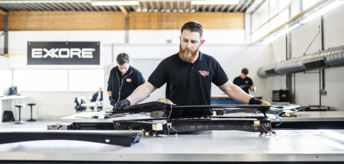 Donkervoort entwickelt neues Carbonfaser-Fertigungsverfahren