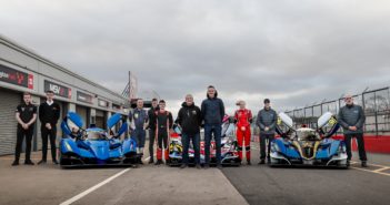 VR Motorsport testet im Vorfeld der Britcar Endurance 2020 drei Wagen VR Motorsport testet im Vorfeld der Britcar Endurance 2020 drei Wagen