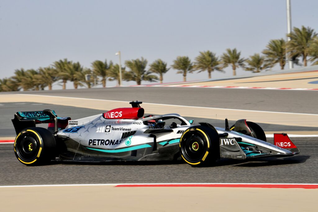 Mercedes reveals extreme sidepod treatment in Bahrain