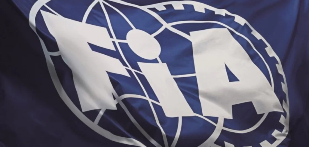 Bayer departs F1 executive director role