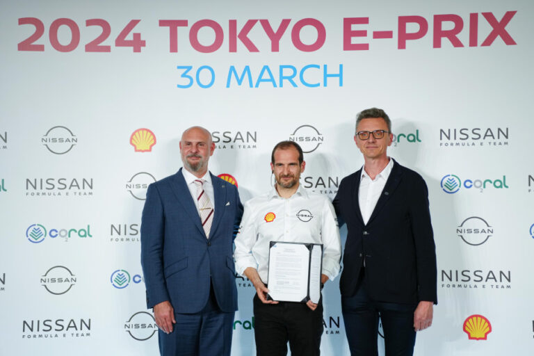 Nissan becomes first manufacturer to commit to Formula E Gen4 Nissan becomes first manufacturer to commit to Formula E GEN4 era