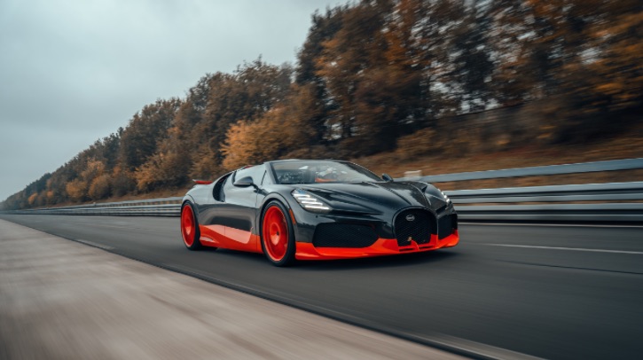 Bugatti Mistral sets open-top car world speed record Bugatti Mistral sets open-top car world speed record