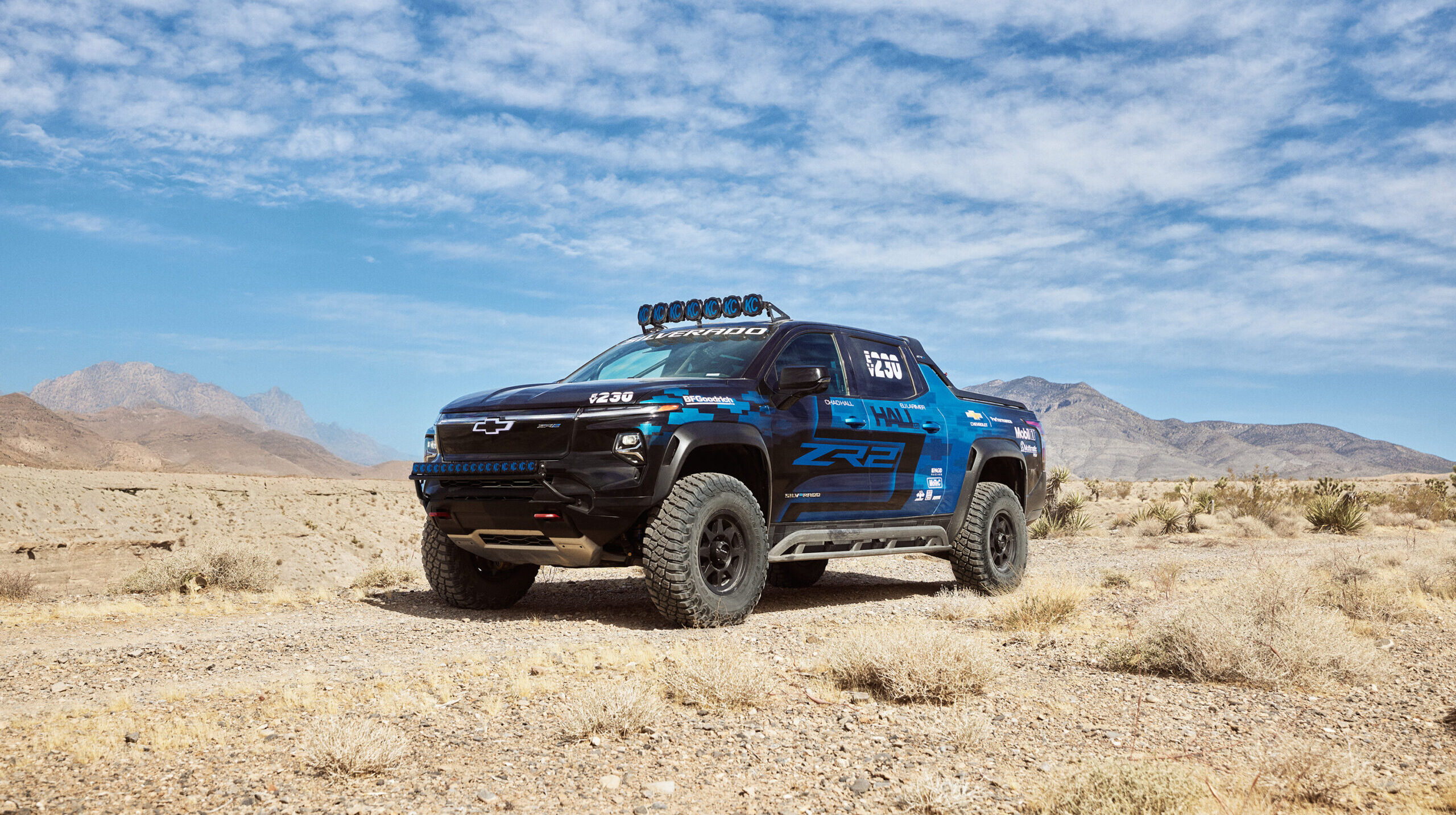Chevy hits the Mint 400 with EV race truck | Professional
