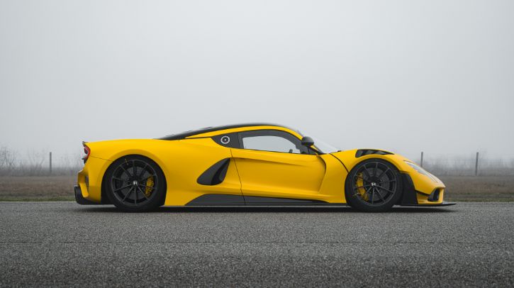 Hennessey finalizes testing Venom F5 Evolution hypercar Hennessey Special Vehicles, the Texas-based hypercar manufacturer, has revealed the Venom F5 Evolution.