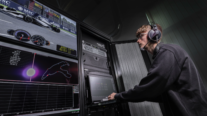 Ansible Motion reveals Theta Cube Sport simulator.