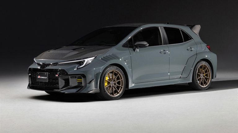 Gazoo Racing unveils GRMN Corolla Side-on promo shot of the Gazoo Racing GRMN Corolla